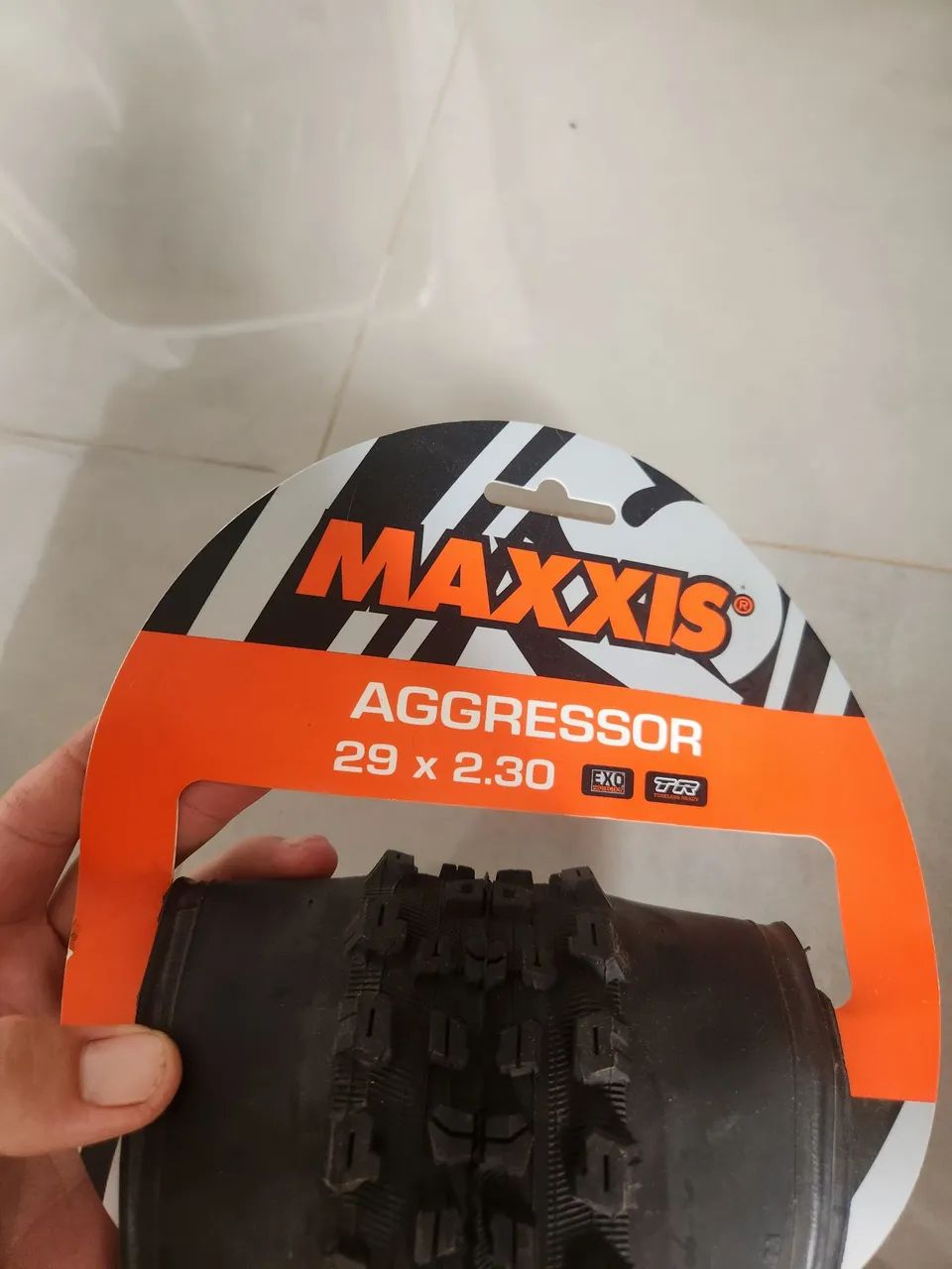 Pneu maxxis aggressor 29 x 2.3 - Foto 2