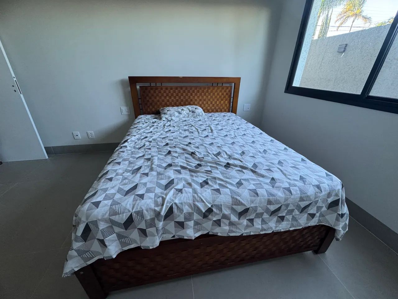 Cama Quen com colchão  - Foto 3
