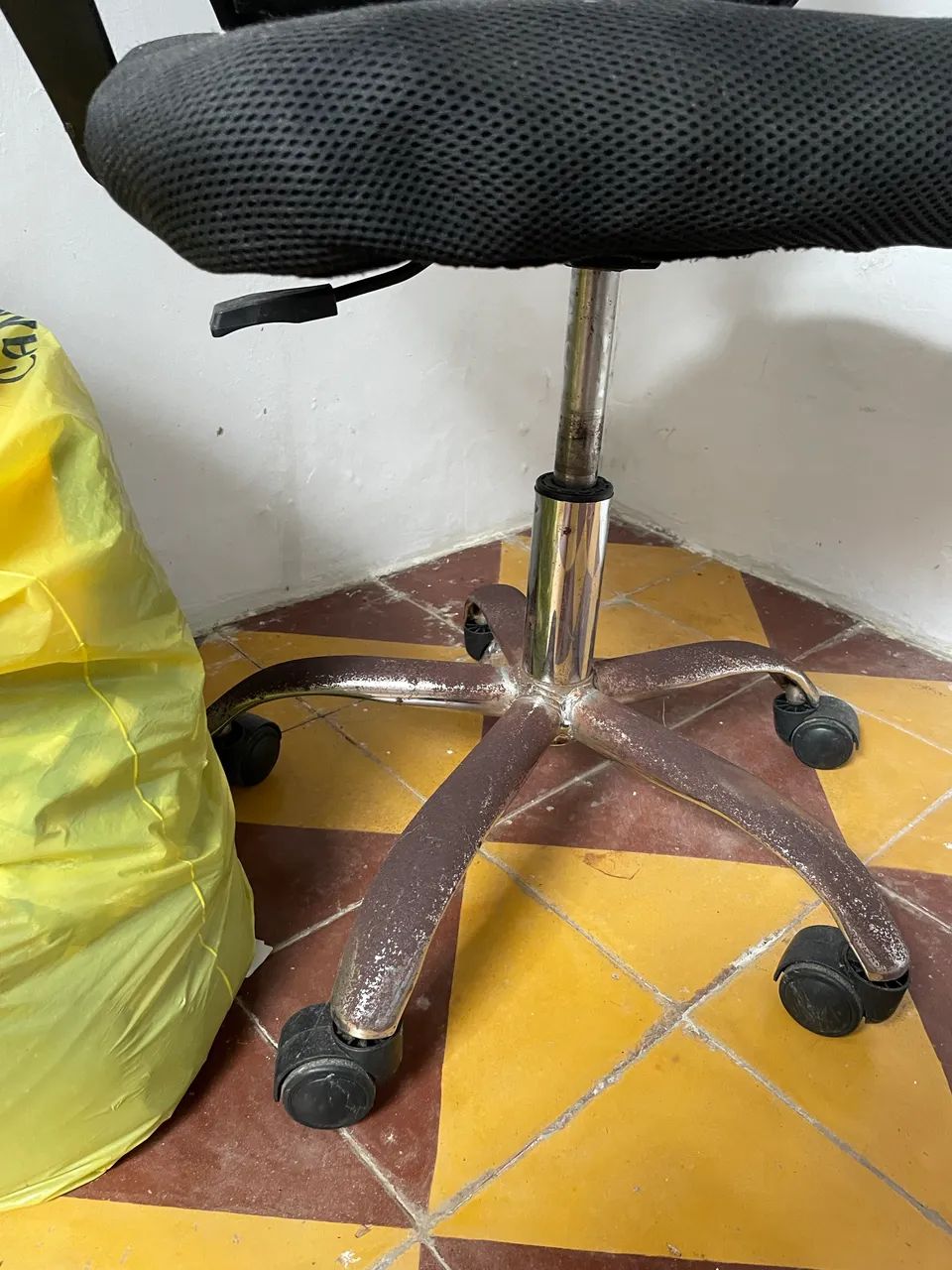 Cadeira de escritório  - Foto 2