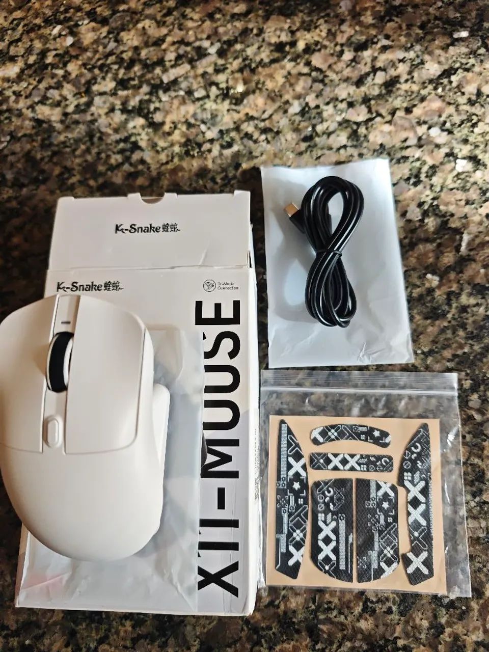 Mouse K-snake X11 com dock carregamento Cor Branco - Foto 2