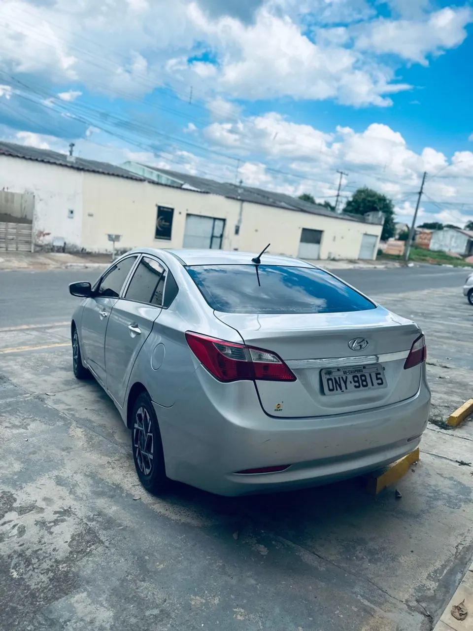 Hyundai Hb20S C.PLUS/C.STYLE 1.6 FLEX 16V MEC.4P 2014