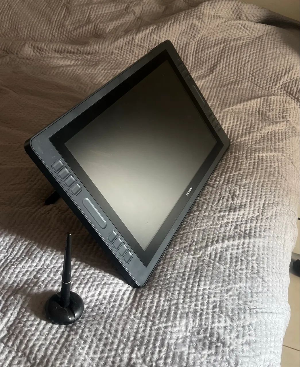 Mesa Digitalizadora Huion Kamvas PRO 20 - Foto 2