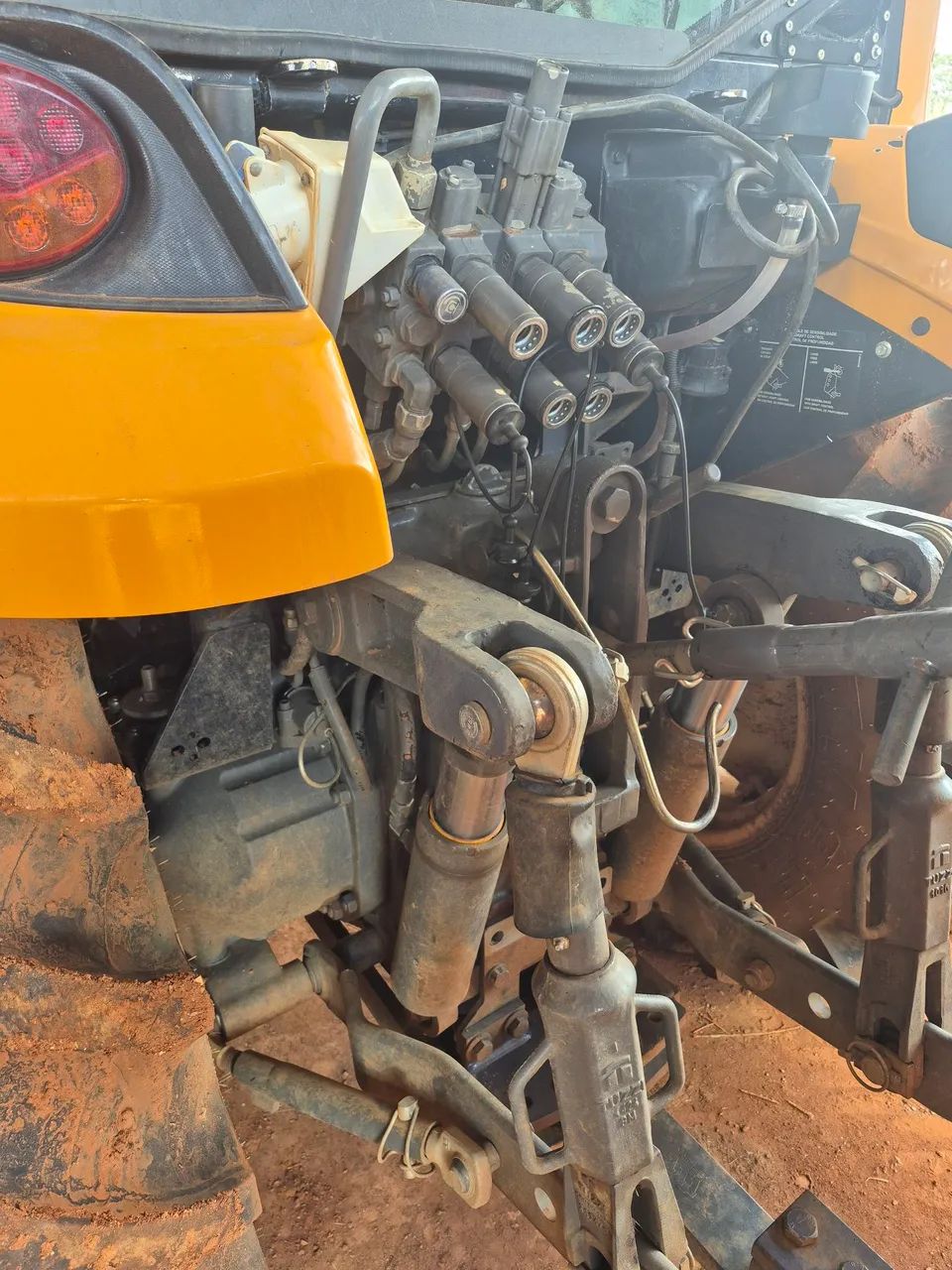 Valtra A73F  - Foto 3