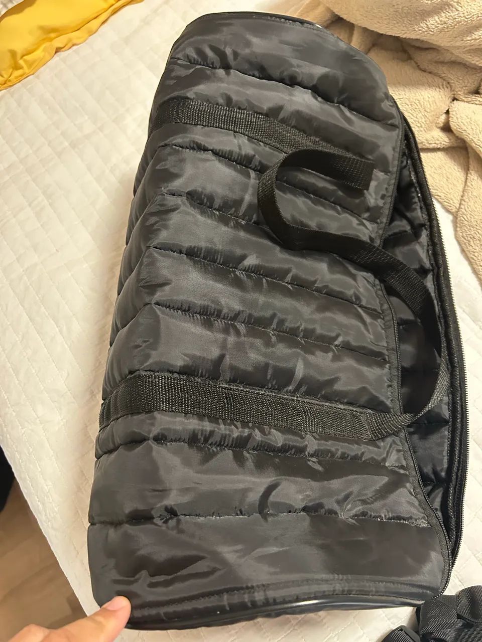 Mochila de mão nova - Foto 2