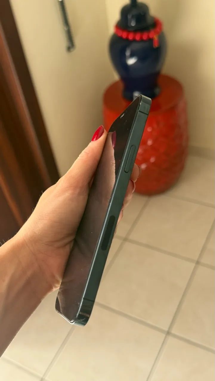 Iphone 12 pro  256 gb - Foto 4