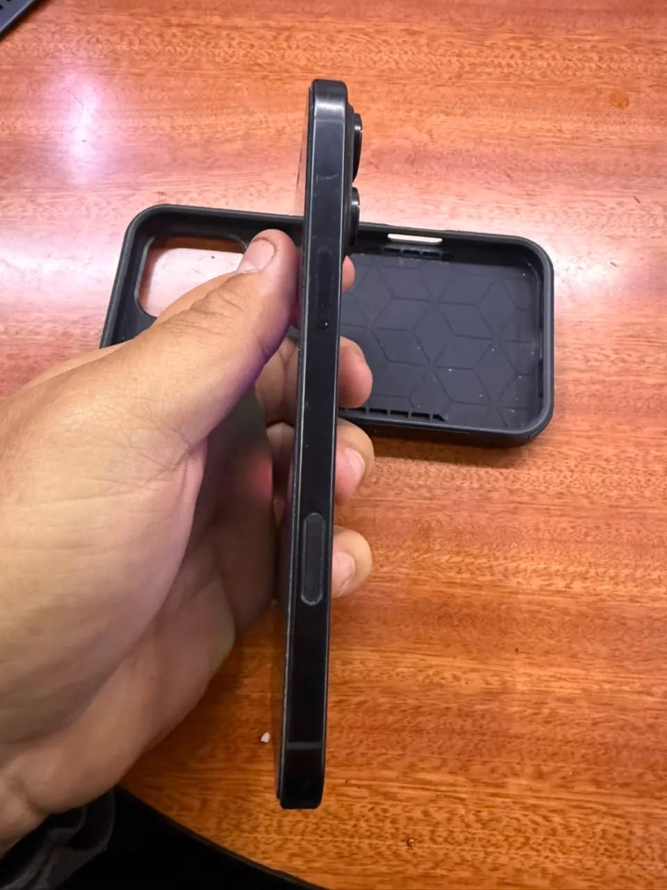 Vendo iPhone 16 pro max 512gb  - Foto 2