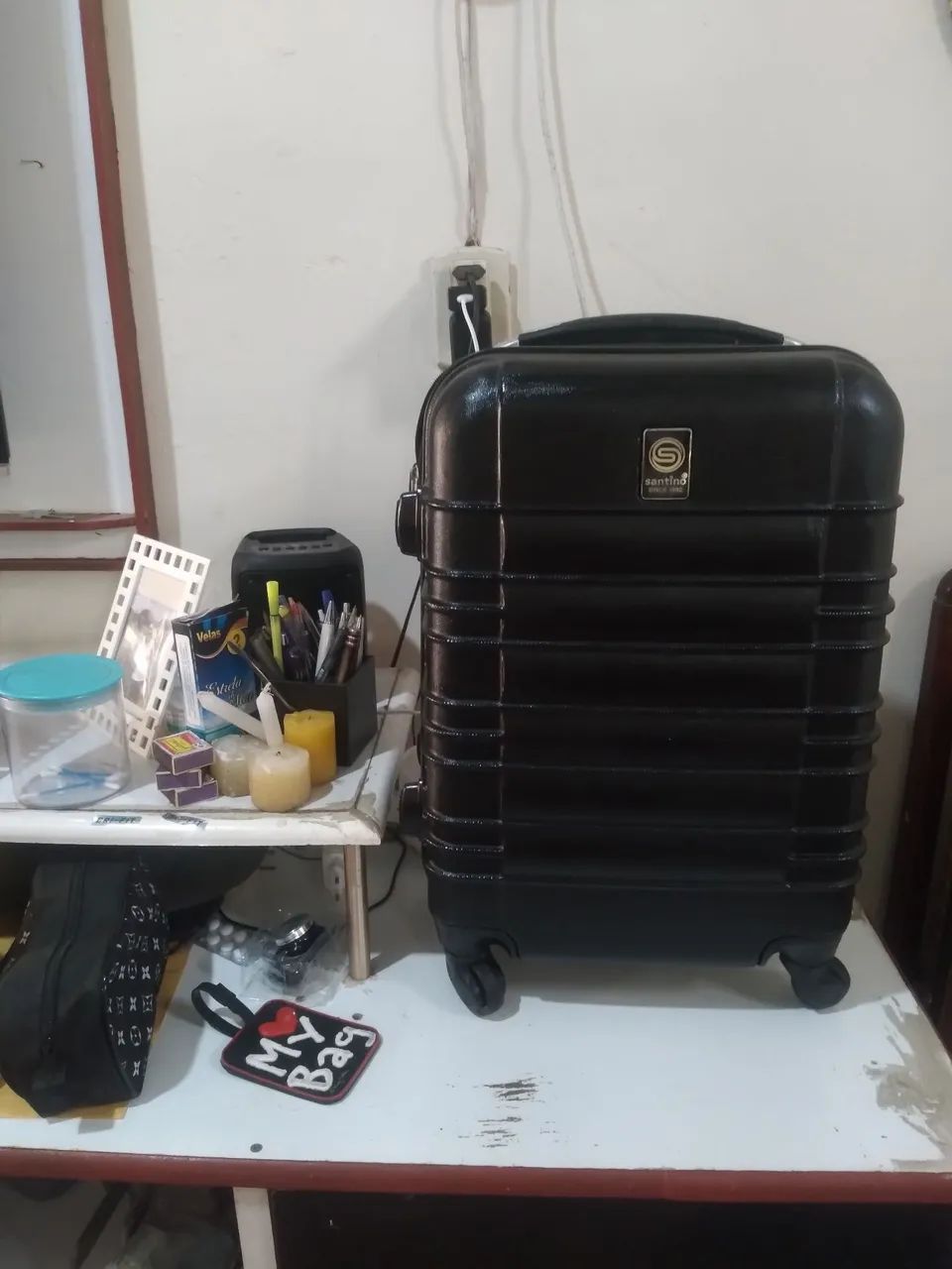 Vendo uma mala de material rígido de bordo de 10kg  - Foto 3