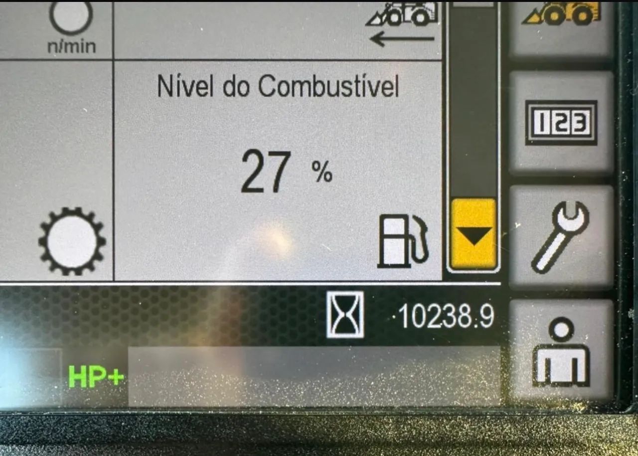 Pá Carregadeira Caterpillar 924K ano 2021, com 10.250 horas, ar condicionado, em SP - Foto 5