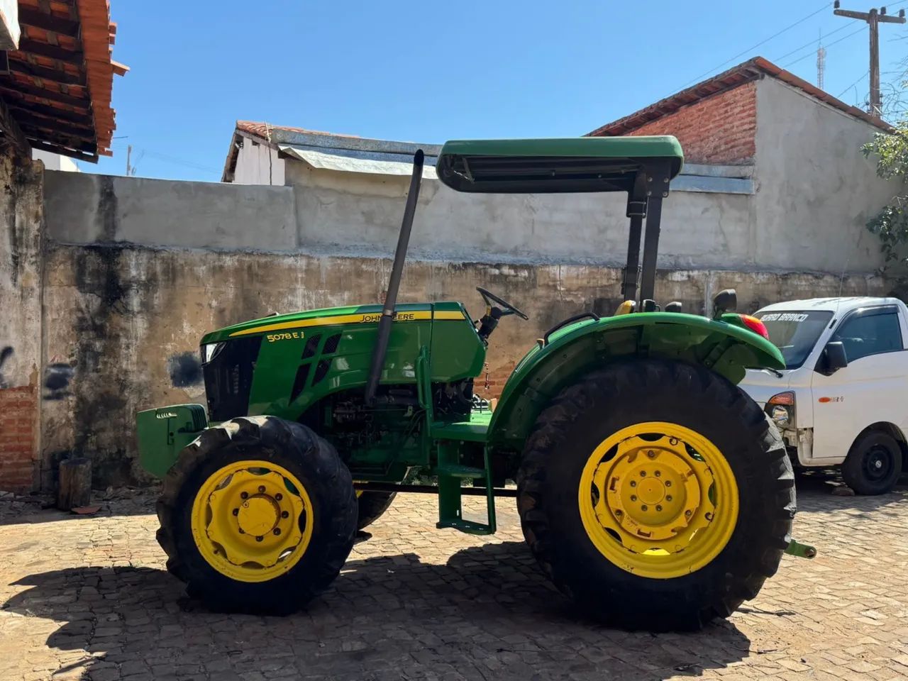 Trator JOHN DEERE 5078 E 2019 - Foto 4