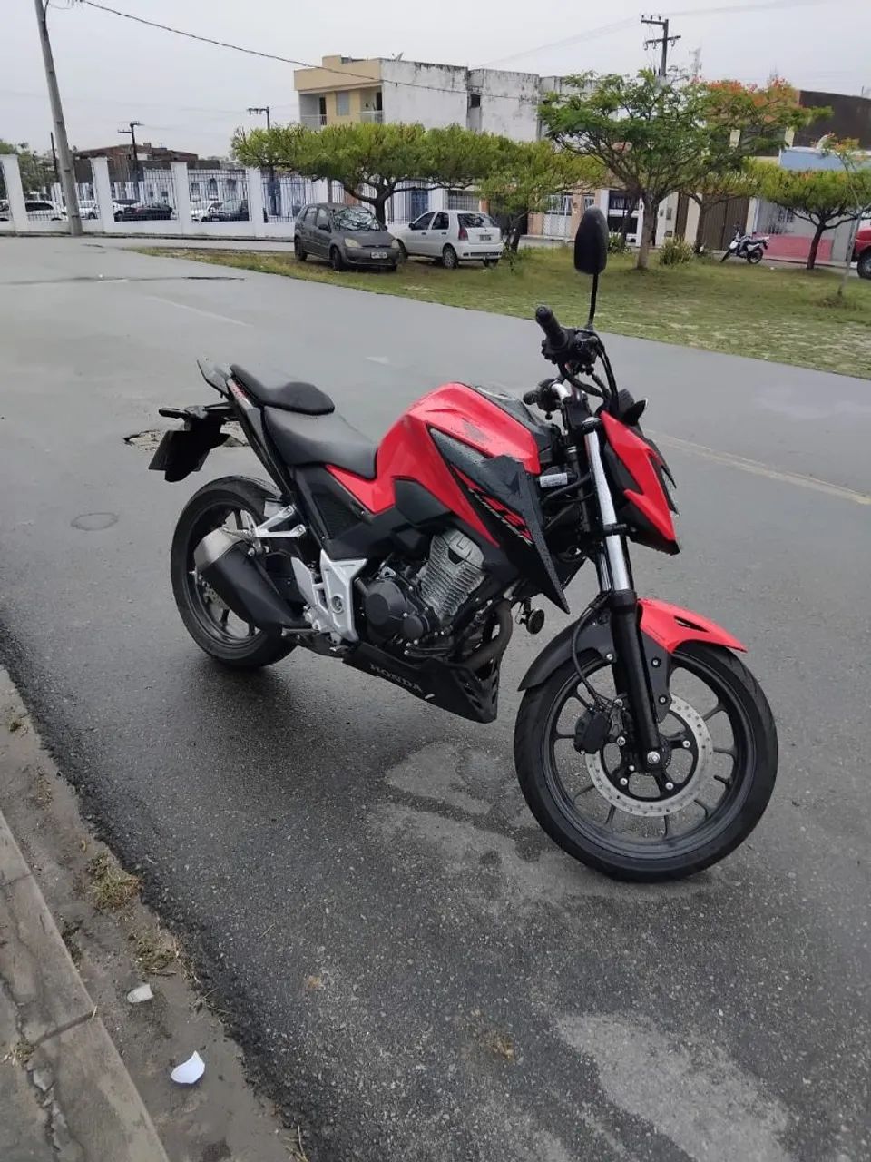 Twister 300f ABS - Foto 3