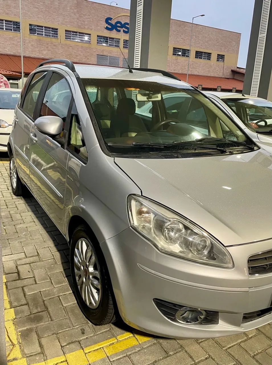Fiat Idea Idea ESSENCE Dualogic 1.6 Flex 16V 5p 2012