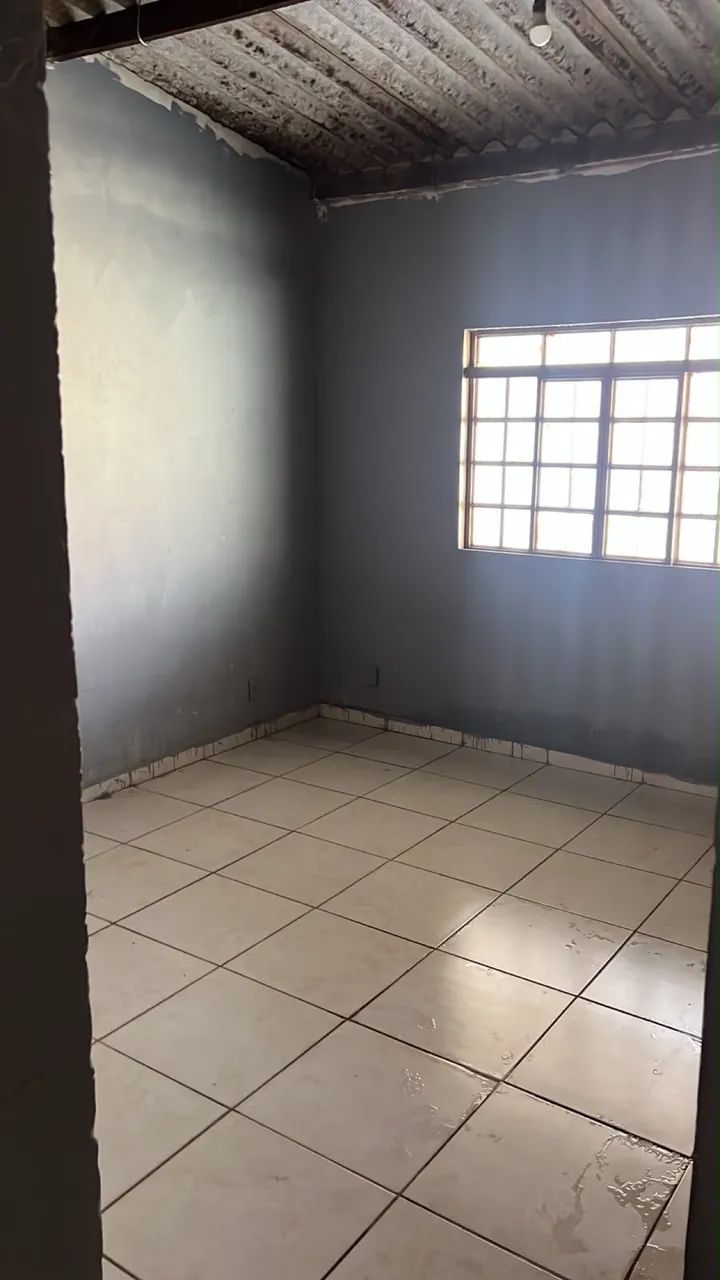 Aluga-se casa com barraco sol nascente  - Foto 4