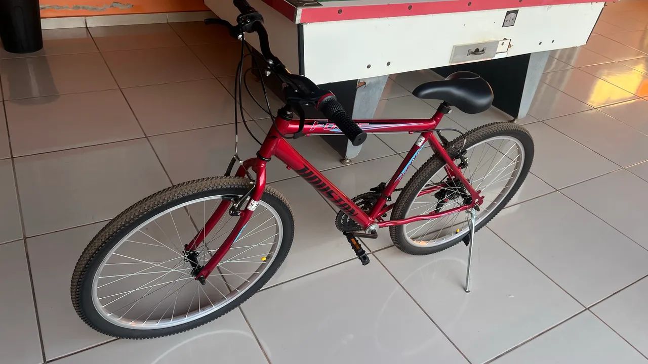 Vende-se bicicleta Houston aro 26 de marcha  - Foto 2