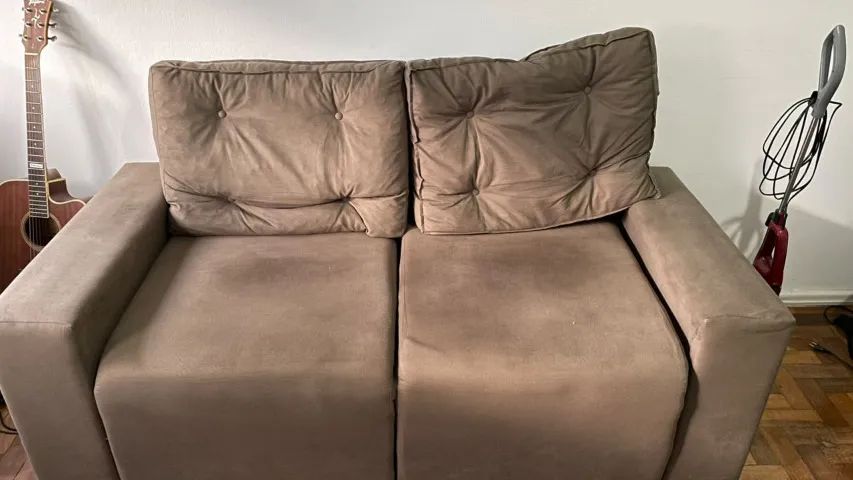 sofá 2 lugares