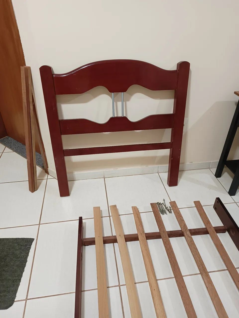 Cama solteiro madeira maciça