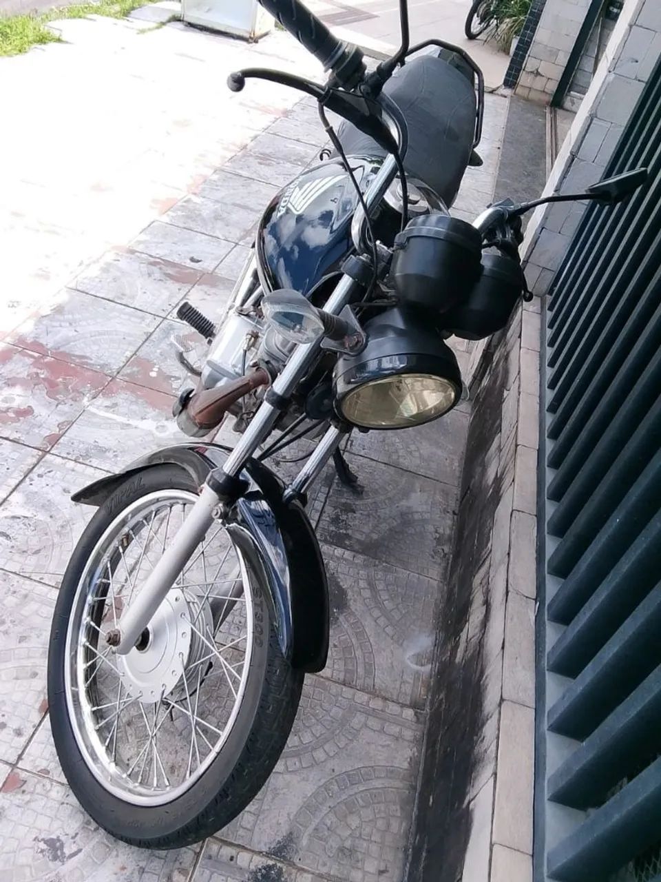 Moto fan pneus bons - Foto 2