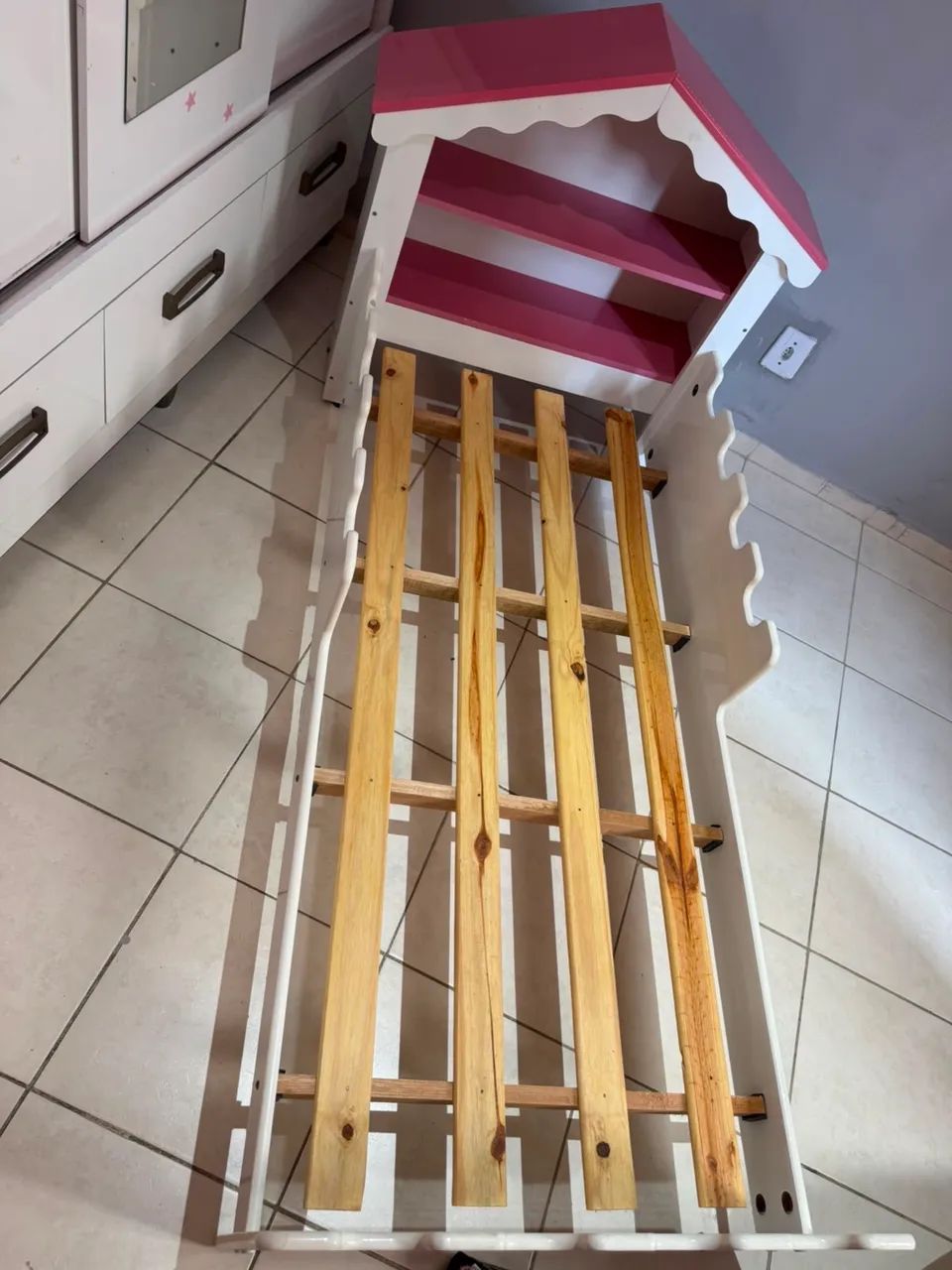 Cama Infantil + Casinha 