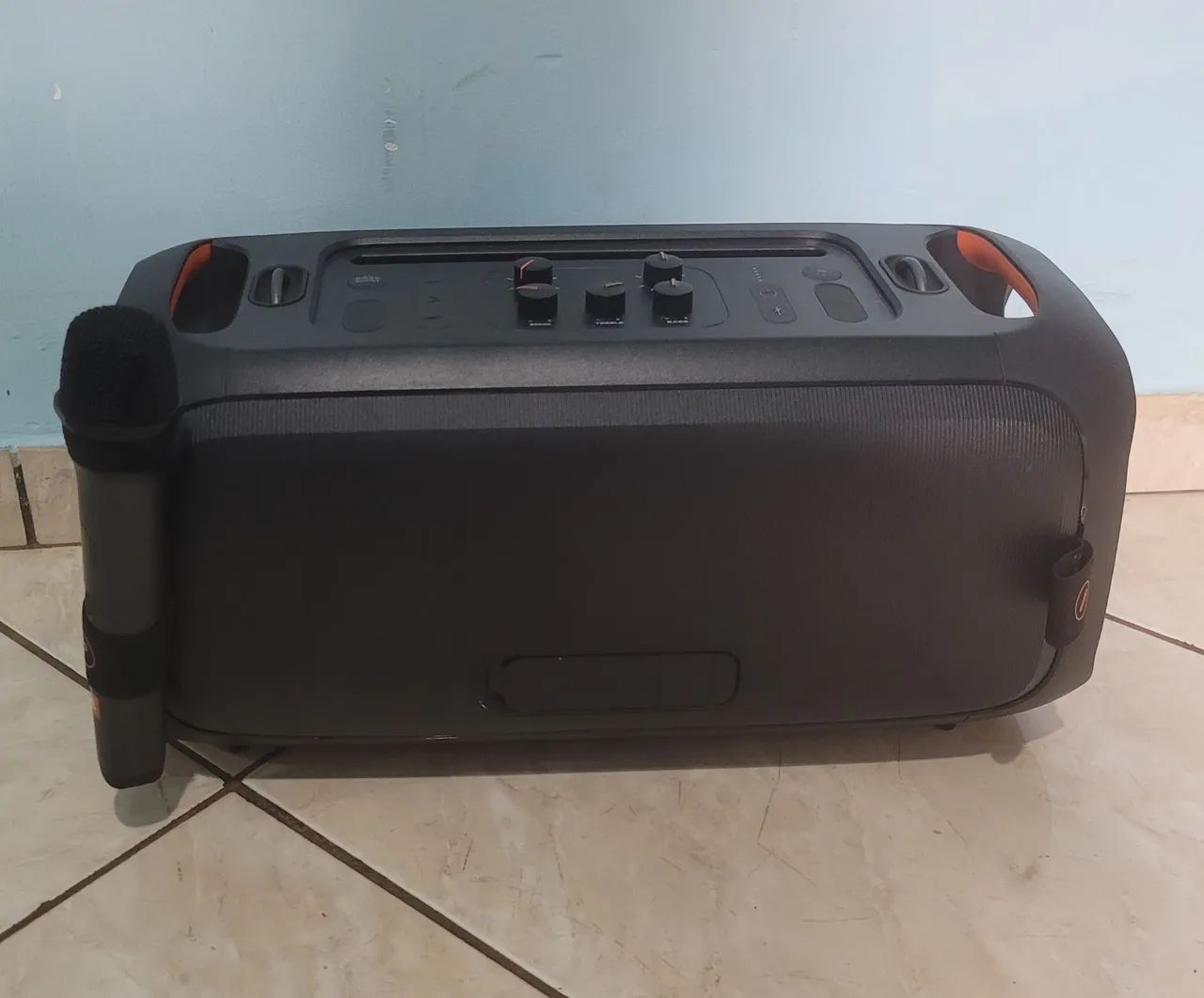 Caixa jbl partibox on The go - Foto 3