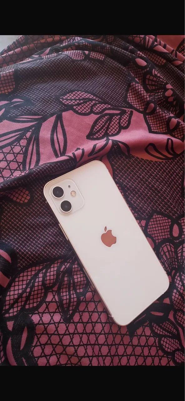 iPhone 12 