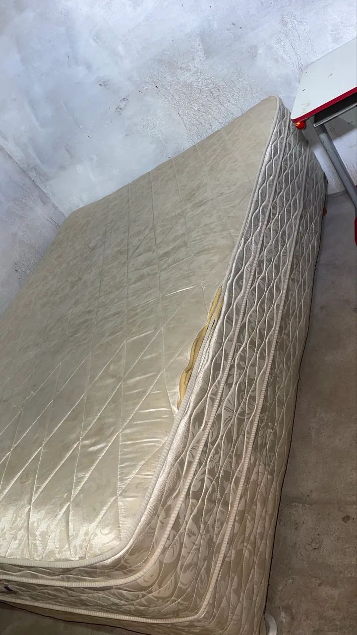 Cama de mola a venda