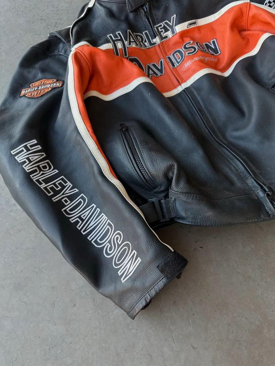 Jaqueta biker couro legítimo boxy  - Foto 5
