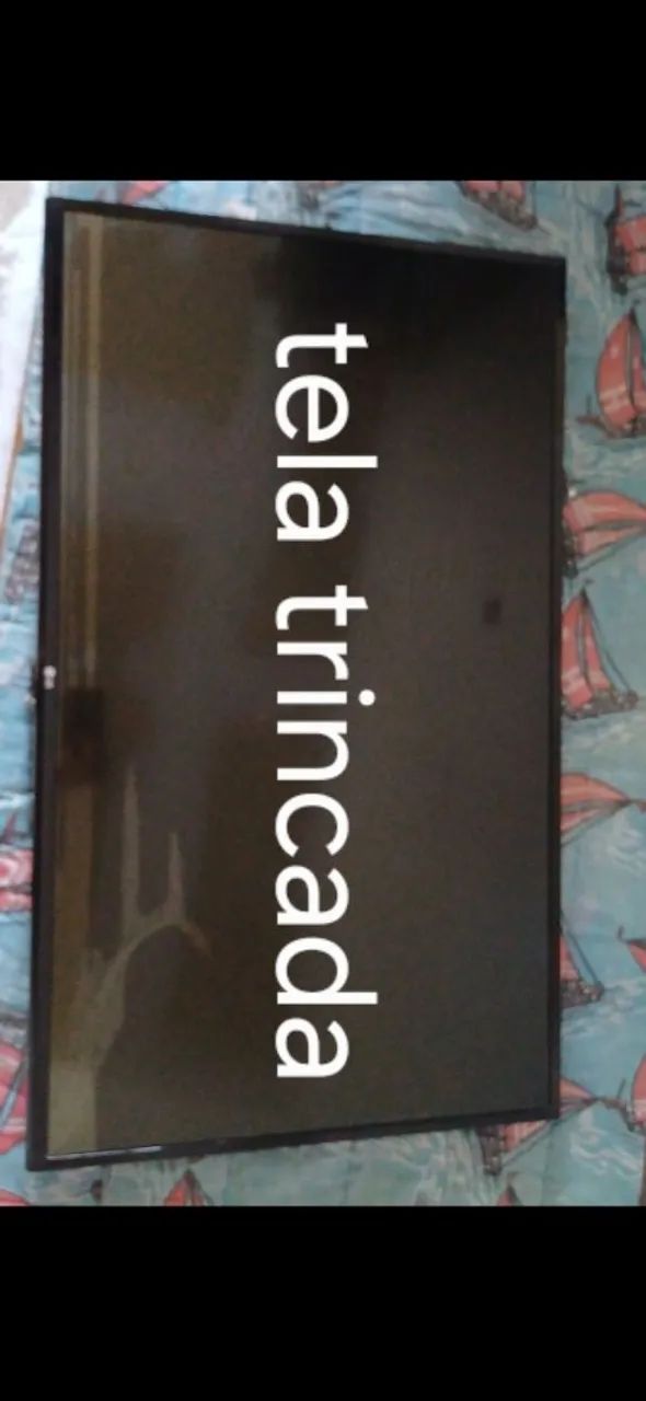 Vendo tv lg 43 polegadas para tirar peças 