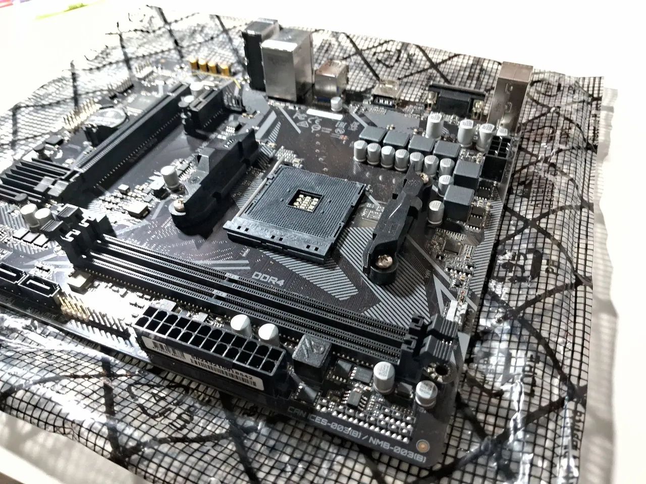 Placa Mãe A520M K V2 - AMD - Foto 4