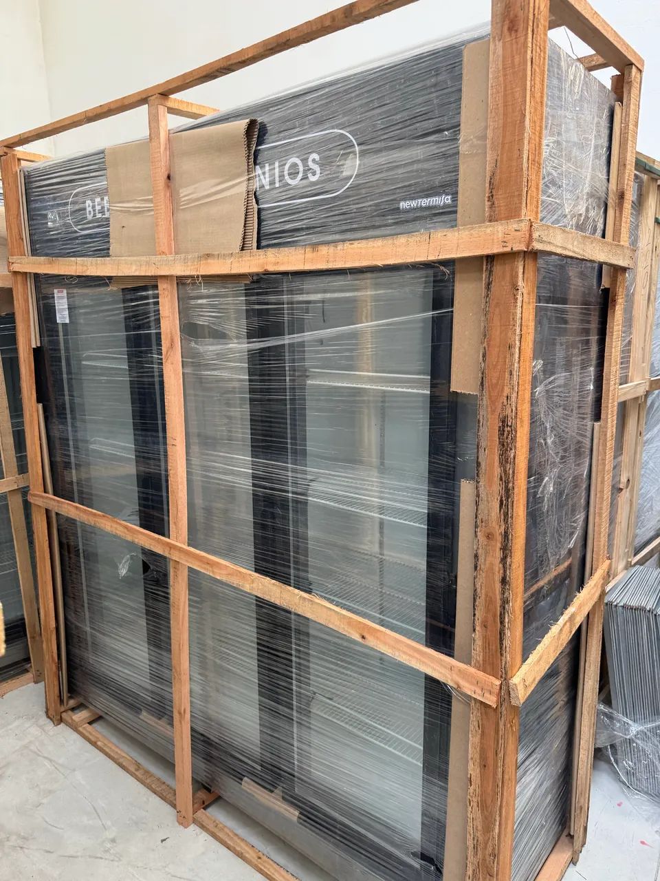 Refrigerador Termisa 3 portas novo