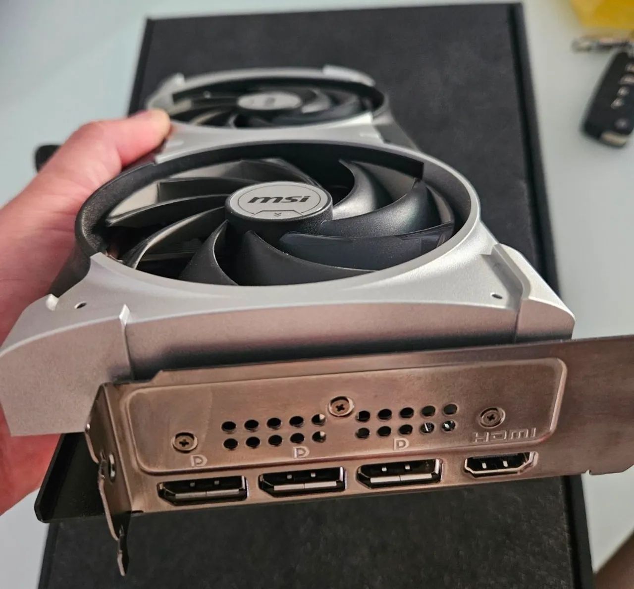 RTX 5070 MSI - Foto 3
