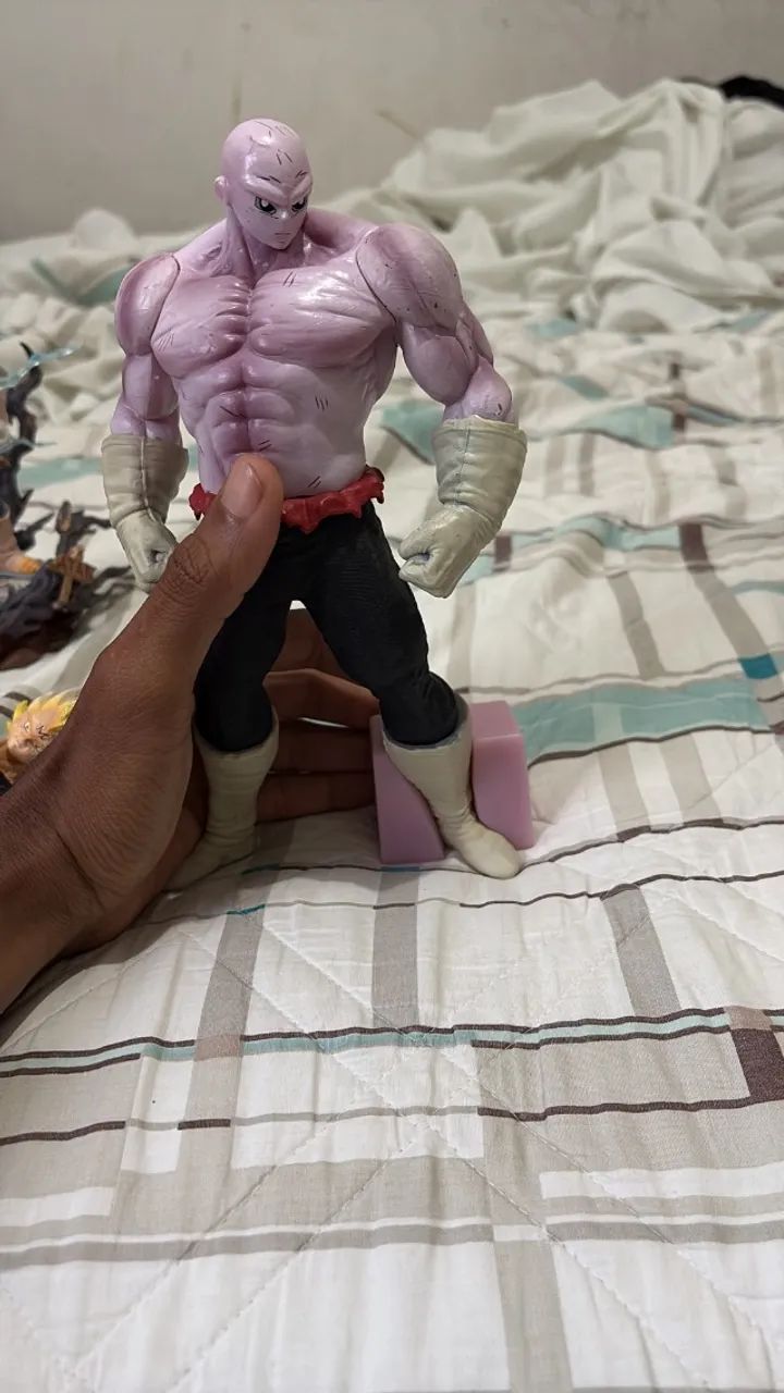 Action figure 
