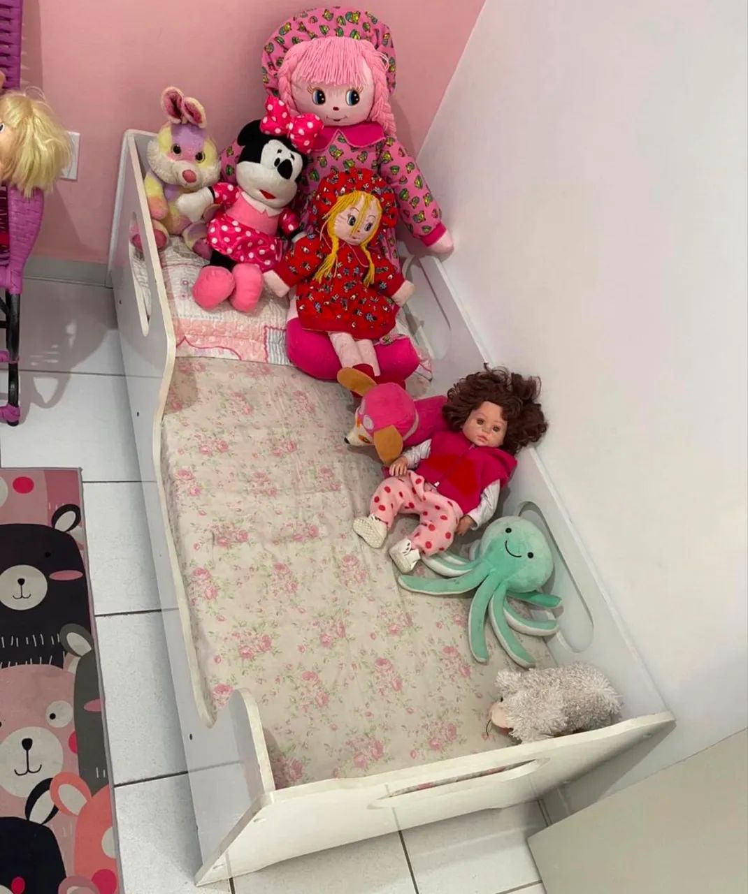 Cama infantil montessoriana 