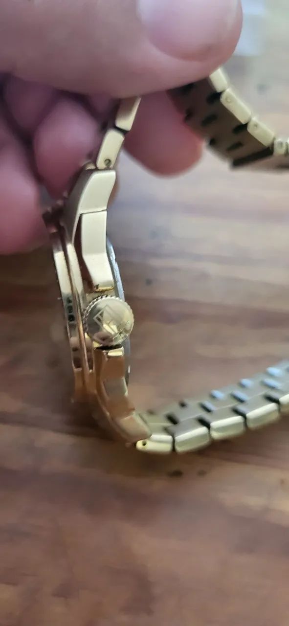 Relógio Tommy unissex dourado 40 mm de caixa  - Foto 3