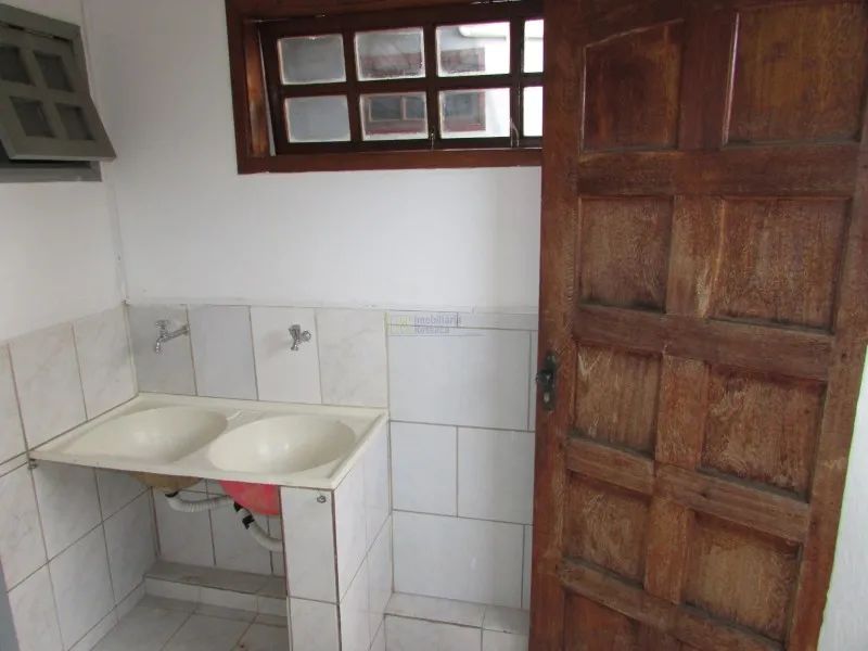 CASA DOIS QUARTOS COM ENTRADA COLETIVA - Foto 3
