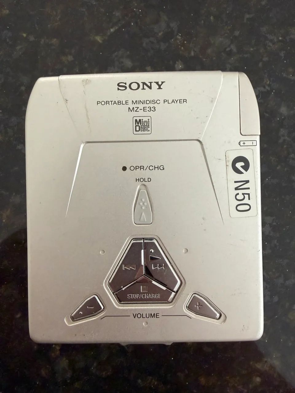 送料込★動作確認済★SONY MD WALKMAN MZ-E33 単3電池駆動 Amazon.co.jp: SONY ソニー MD WALKMAN MD ウォークマン ポータブルMD