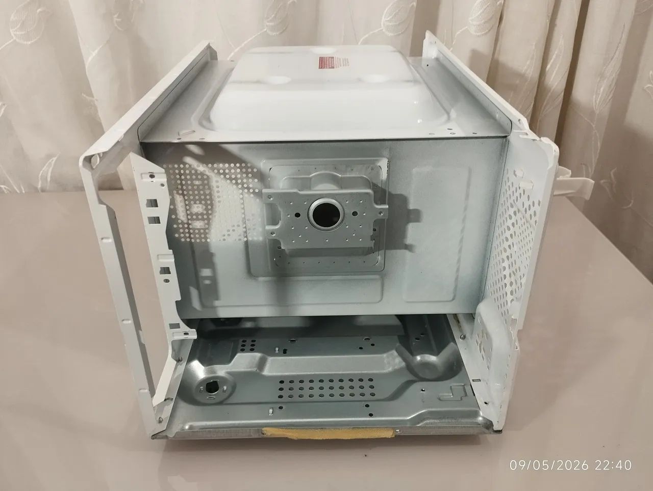 Carcaça Completa do microondas Philco PM 028E  USADA EM ÓTIMO ESTADO DE CONSERVAÇÃO.  - Foto 2