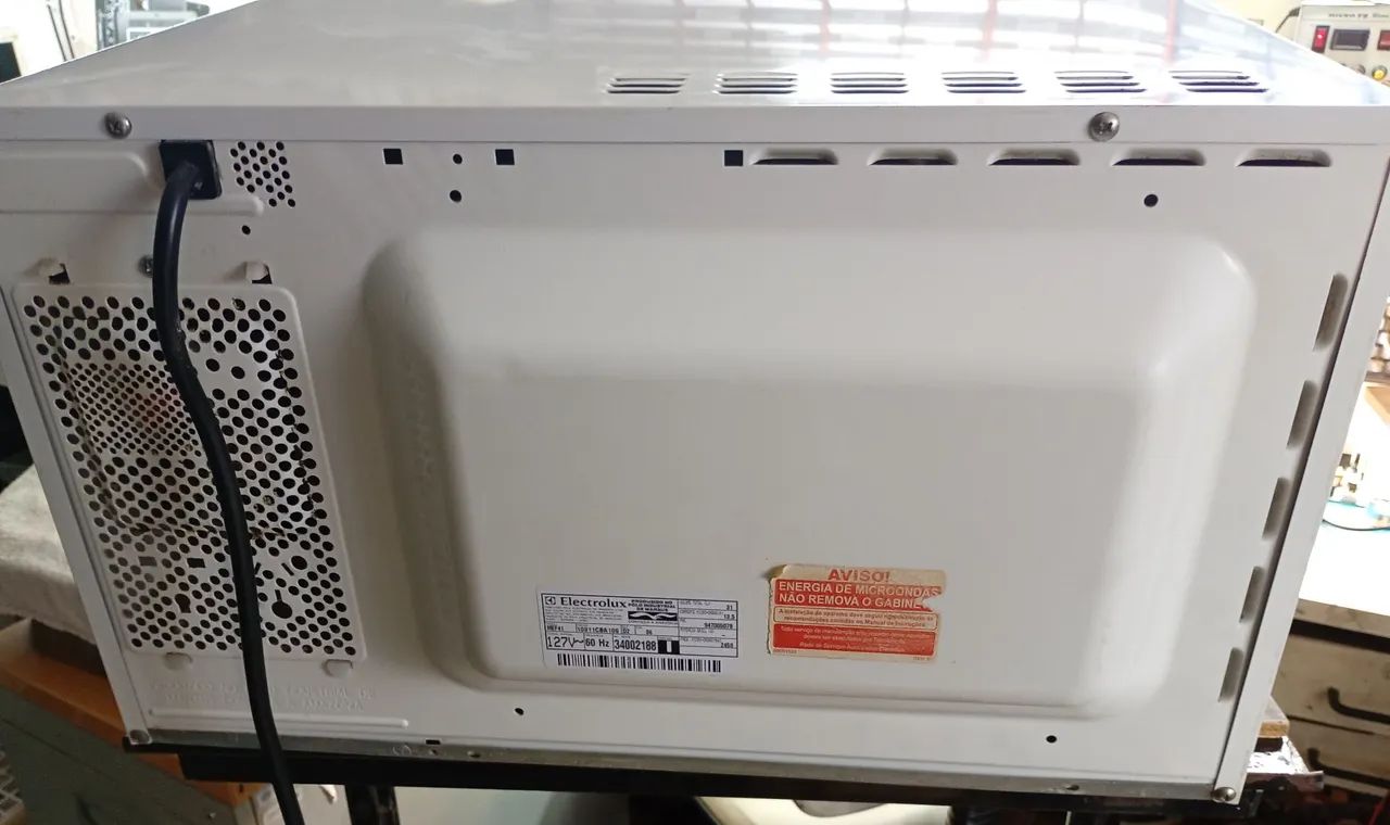 Microondas Eletrolux 31 Litros funciona bem!  - Foto 5