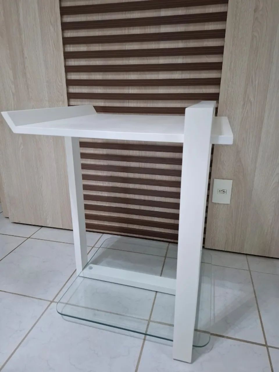 Mesinha de Madeira Maciça - Design Moderno65581380902147122