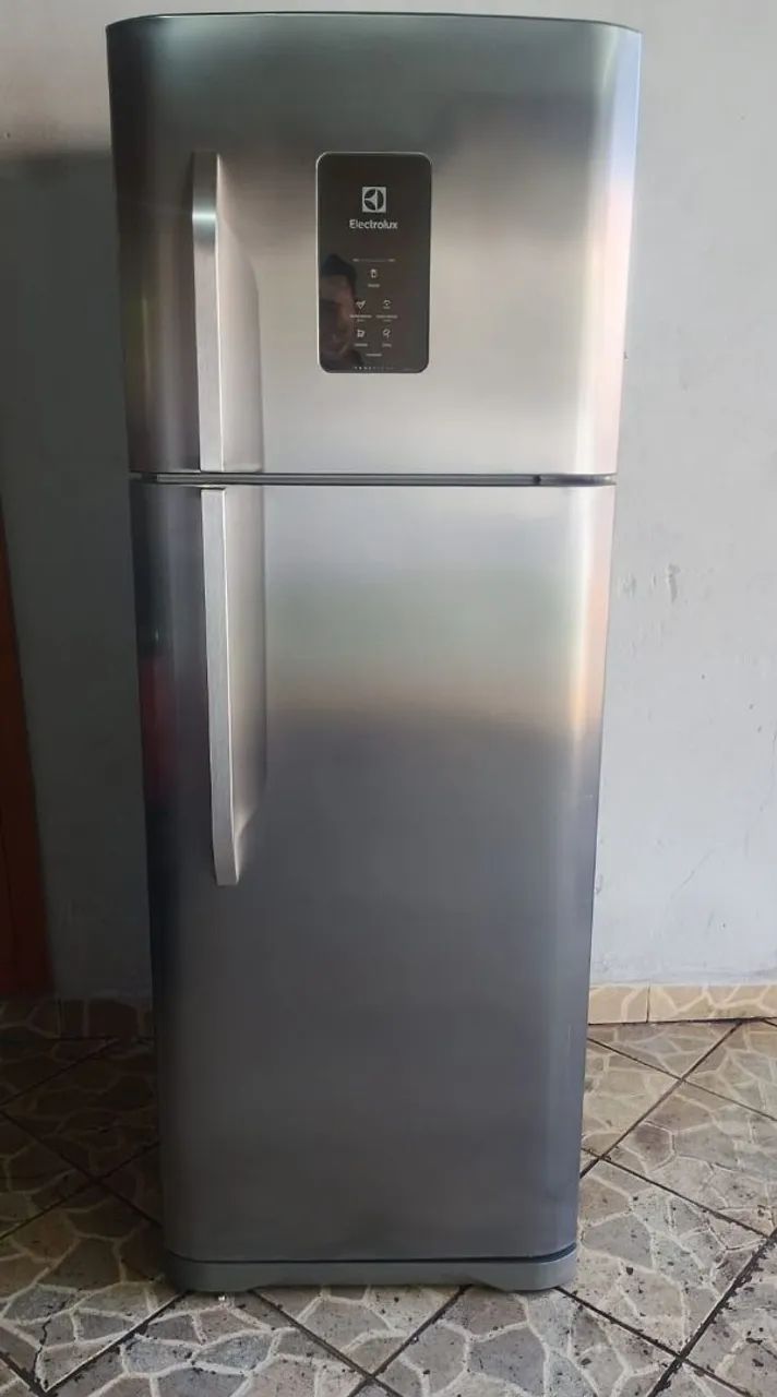 Geladeira Electrolux Inox - Geladeiras e Freezers - Santa Rita 1