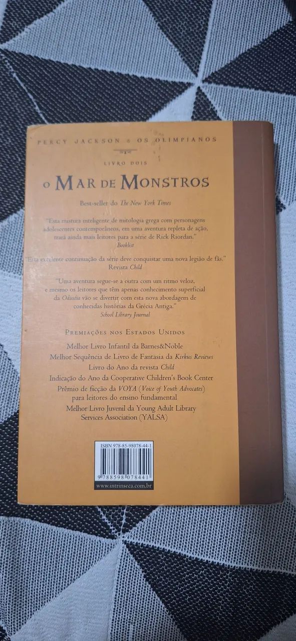 Livro Percy Jackson  - Foto 2