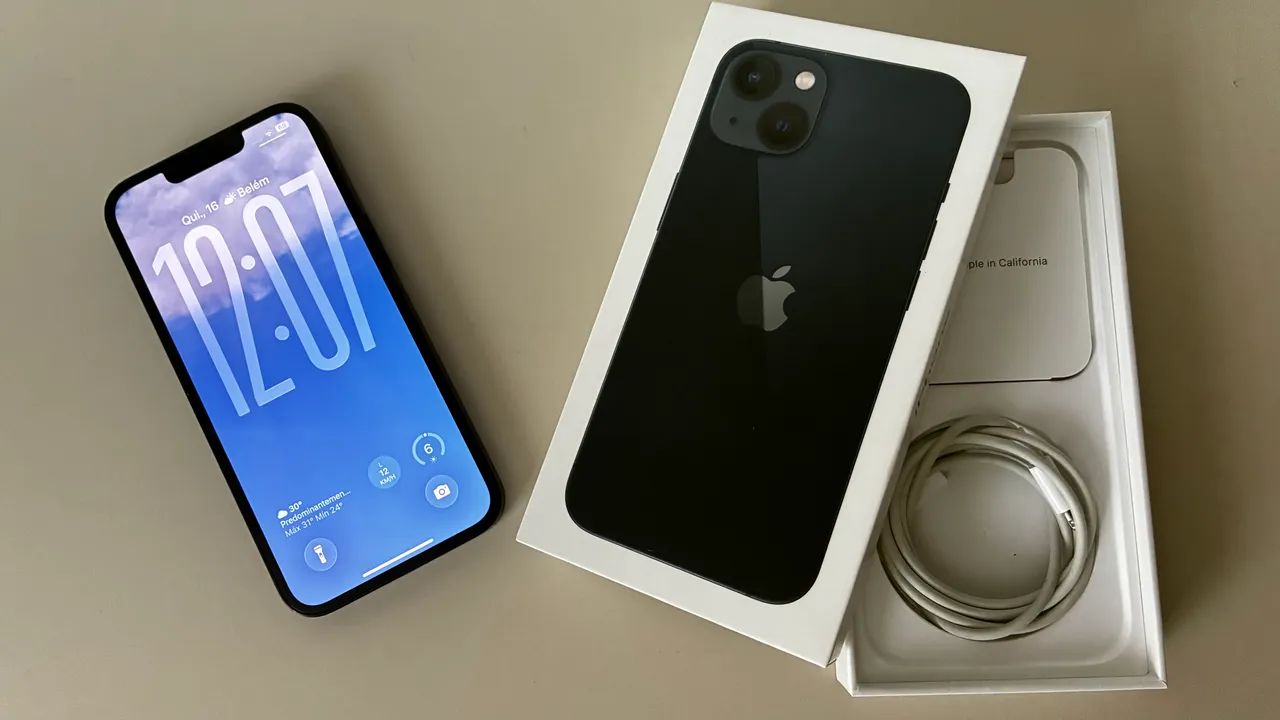 iPhone 13 128GB (Meia-noite) - Completo na caixa e bem conservado