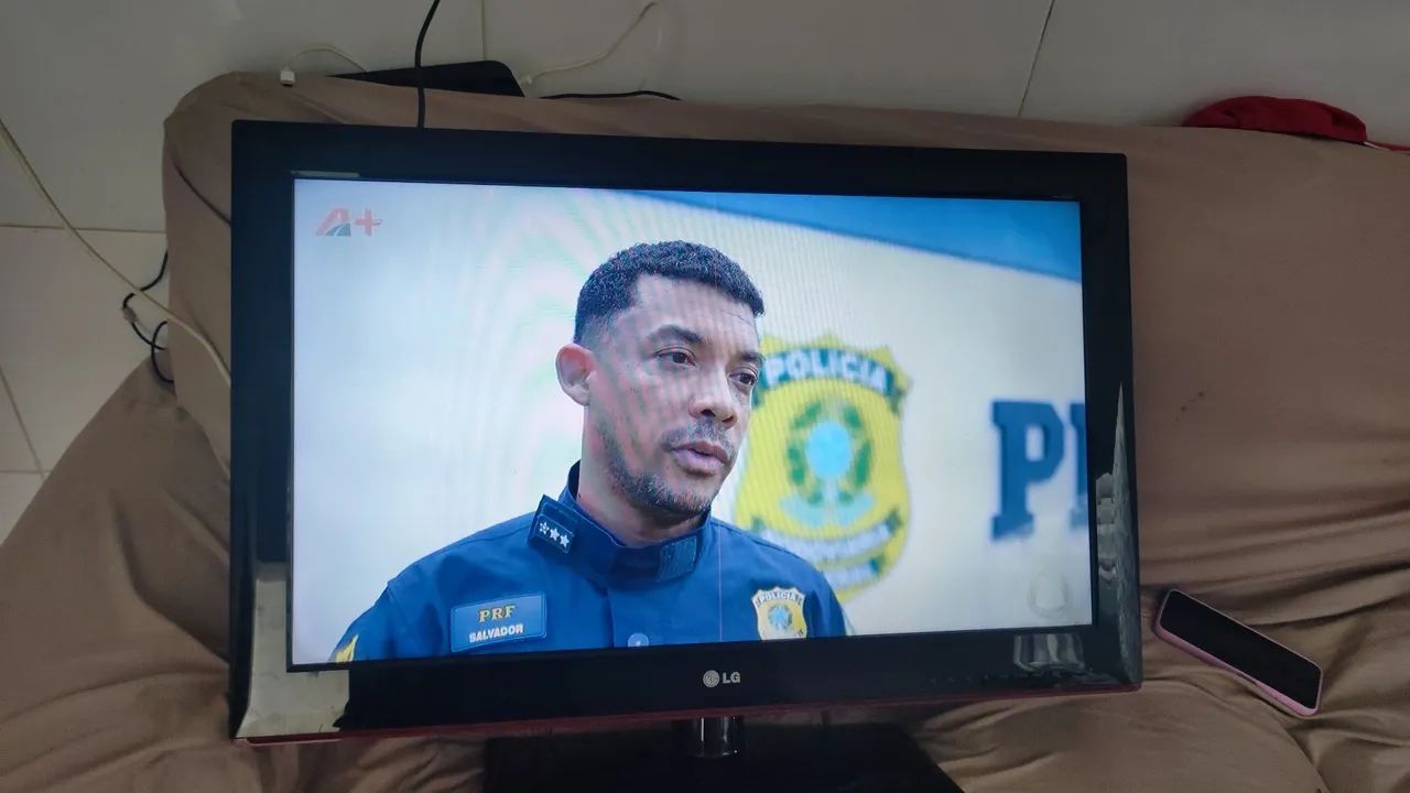 Tv LG 32 polegadas  - Foto 5