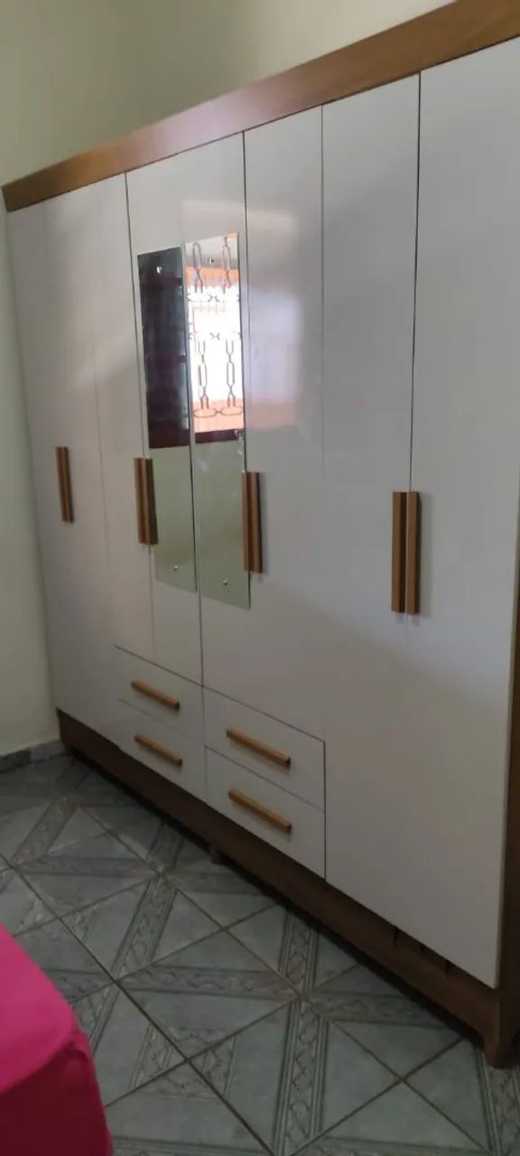 Guarda roupa casal 