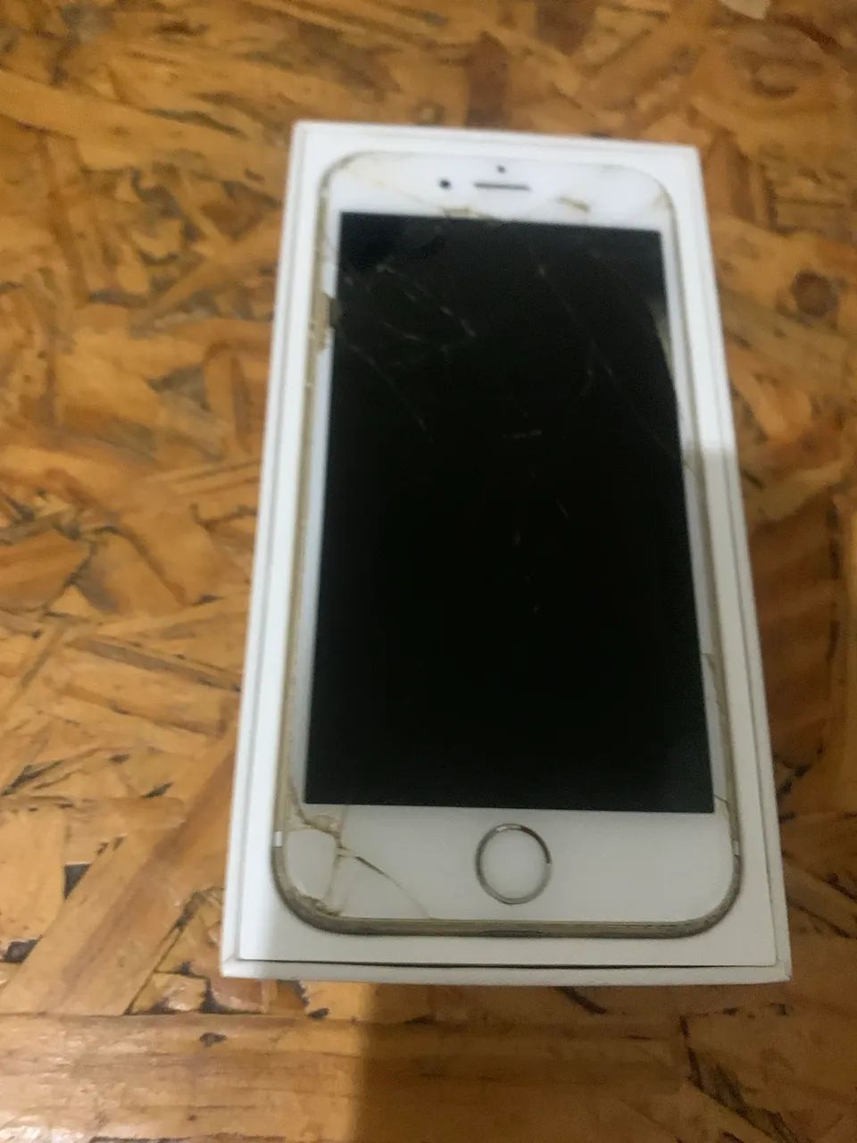iPhone 6s para arrumar com caixa - Foto 4