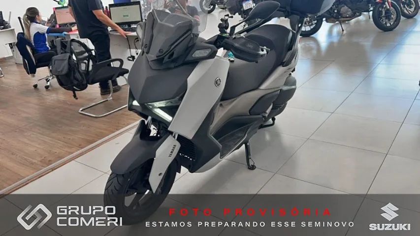 YAMAHA XMAX 250 CONNECTED - Foto 3
