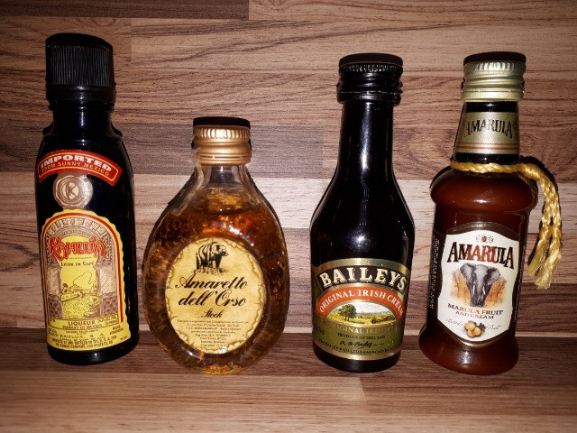 Mini Garrafinhas Colecionáveis Licor (Lote)