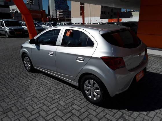 ONIX 2019/2019 1.0 MPFI LT 8V FLEX 4P MANUAL - Foto 6