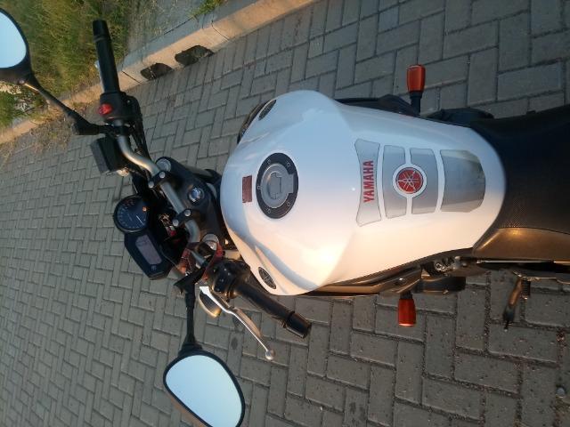 Moto yamaha, Xj6 sp, modelo 2016, cor Branca, edição especial - Foto 2