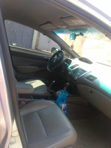 Honda civic sendan Altomatico LXS 1.8 flex