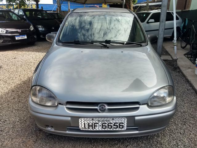 Corsa sedan Super 1.0 8v ano 1998 - Foto 5