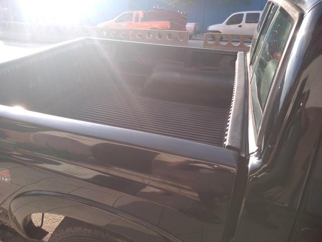 Vendo S10 executiva diesel 4x4 - Foto 7